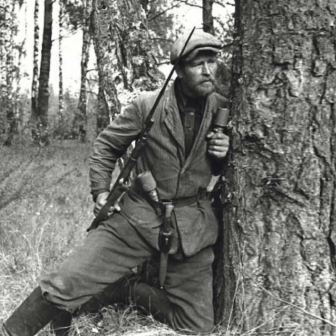 Partisane im Polazker Gebiet im Jahr 1943 in der Weißrussischen Sozialistischen Sowjetrepublik.<br><br>Fotos: Russisches staatsarchiv, beigestellt