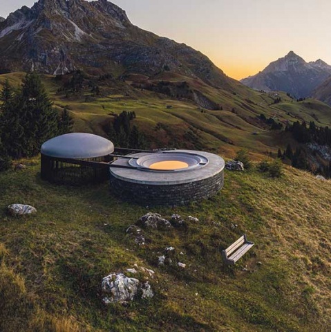 Skyspace Lech, Zumtobel- Sonderlichtlösung in Zusammenarbeit mit dem Lichtkünstler James Turrell: „Es ist uns wichtig, eine Vorreiterrolle einzunehmen.“<br><br>Fotos: jens Ellensohn, beigestellt