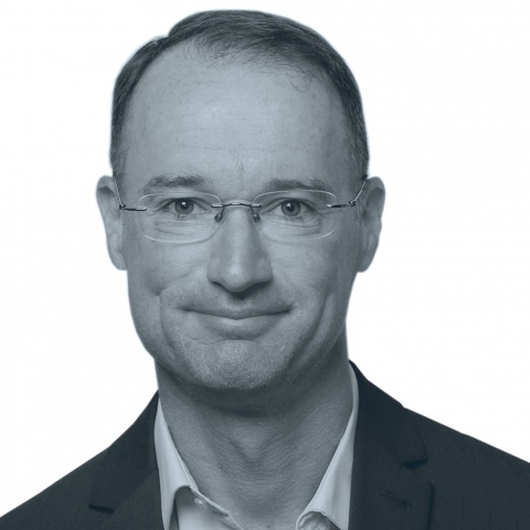 Wolfgang Mueller, *1970 in Wien, forscht unter anderem zur sowjetischen Geschichte, zum Kalten Krieg und zur Geschichte des Politischen Denkens in Russland.