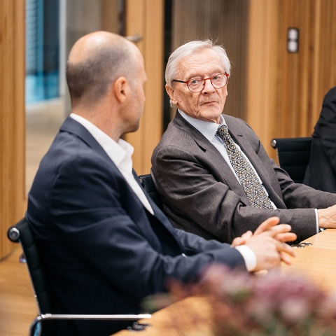 Landesrat Marco Tittler mit Wolfgang Schüssel. © Lisa Mathis