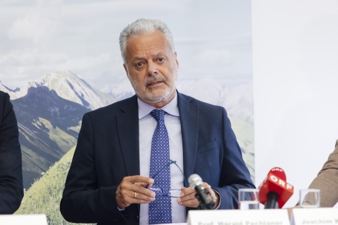 Universitätsprofessor Harald Pechlaner: „Innovative Räume der Begegnung.“ Foto: Studio Mathis