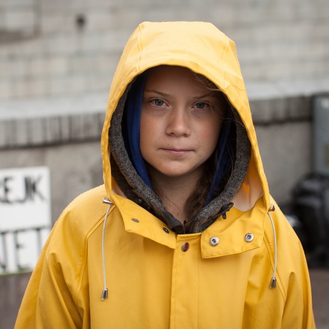 Ein bereits ikonisches Bild der Klimaschutzbewegung: Greta Thunberg im August 2018 vor dem Schwedischen Parlament in Stockholm. Foto: Anders Hellberg