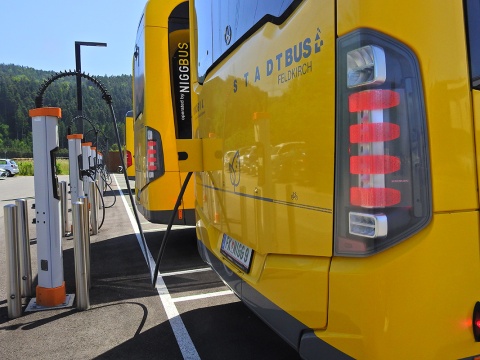 Bei Niggbus wurde bereits ein Drittel der Linienbusse auf Elektro-Busse umgestellt. Durch die effizienten Elektromotoren wird viel Energie eingespart.