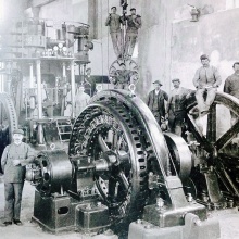 E-Werk Feldkirch im Aufbau, 1906. Die Anlage entstand vor allem auf Initiative des Feldkircher Bürgermeisters Dr. Josef Peer (1864–1925), der die Expansion des Stromproduzenten Jenny & Schindler in Richtung Oberland stoppte.