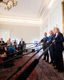 Österreichische Bundesregierung, Kritik von Ökonom Stadelmann: „Klimaneutralität bis 2040 ist in Österreich unter realistischen Annahmen nur zu hohen Kosten erreichbar.“ Foto: BMEIA/Michael Gruber
